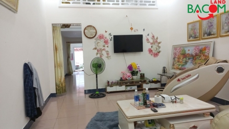 Chỉ 3,15 tỷ TL.Bán nhà xe ô tô thông ra Ng Ái Quốc tầm100 mét, diện tích 80m2, SHR, thổ cư 100%,