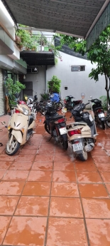 cần cho thuê nhà đối diện trường Việt pháp, full đồ, 15tr