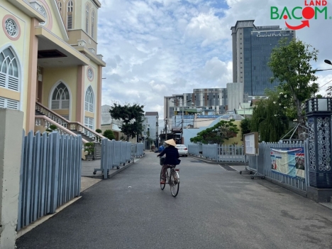 BÁN NHÀ VỊ TRÍ ĐẸP P. TÂN TIẾN - BIÊN HÒA
