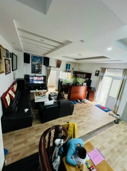 CẦN BÁN NHÀ ĐẸP GẦN CHỢ LA SƠN PHU TỬ PHƯỜNG 6 - ĐÀ LẠT GIÁ 7 TỶ