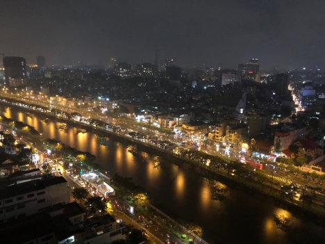Bán căn hộ tầng 19 tại Grand Riverside Quận 4