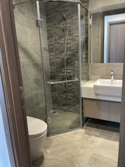 Cho thuê căn hộ 2 ngủ 2wc, đồ cơ bản + rèm cửa các phòng tại Symphony, Long Biên. S: 66m2. Giá: