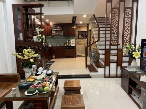 Bán nhà 4 tầng mặt tiền An Nhơn 9, nội thất đầy đủ công chứng ngay