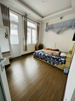 CẦN BÁN NHÀ ĐẸP GẦN CHỢ LA SƠN PHU TỬ PHƯỜNG 6 - ĐÀ LẠT GIÁ 7 TỶ