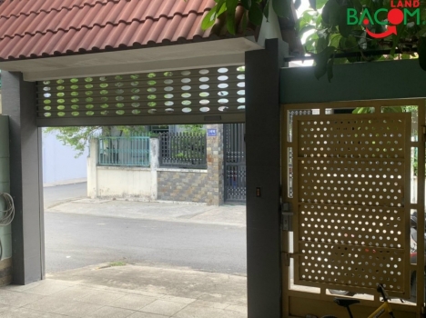 Chỉ 9.3 tỷ TL.
Bán nhà Biệt Thự ở Khu Cư Xá Phúc Hải Tân Phong 162m2 (8x21) SHR THỔ CƯ