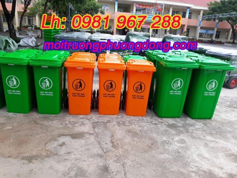 Giá thùng rác nhựa 240 lít bao nhiêu