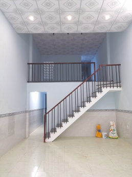 Bán căn nhà mặt tiền Đoàn Phú Tứ, khu phố chợ Hòa Khánh