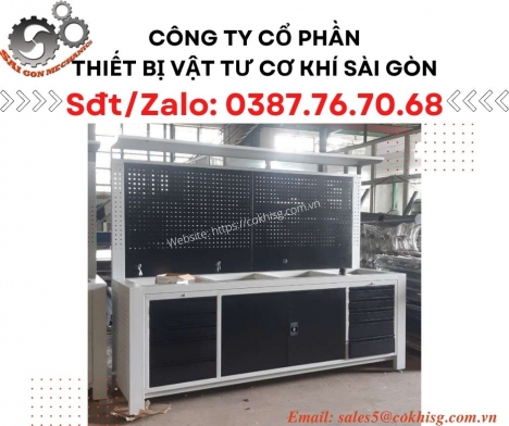 Bàn thao tác nhà xưởng - Có bảng treo dụng cụ