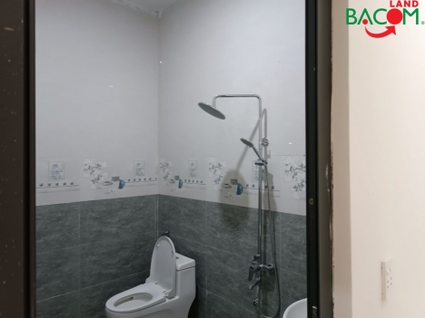 Nhà 1 trệt 2 lầu MẶT TIỀN kinh doanh Hóa An, Biên Hòa, đường 13m