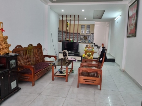 Bán nhà 2 tầng kiệt 408 Hoàng Diệu thông ra nhiều đường
