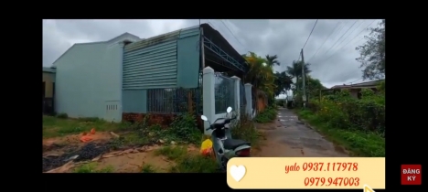 Nhà bán  thổ cư giá rẻ  Ngay Trung tâm Thị trấn Chư sê, Gia Lai. Giá 1ty150tr