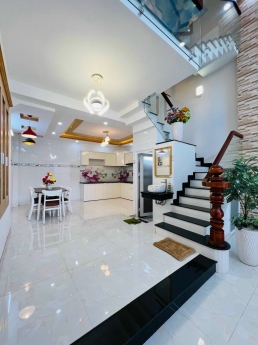 Chỉ 3,75 tỷ sở hửu ngay nhà Nguyễn Hữu Thọ,Hải Châu 62m2, ngang khủng 6,7m