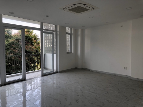 Bán nhà P5 Q8 hẻm xe hơi 118m2 2tầng BTCT nhỉnh 6 tỷ.