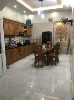 N101   Chính chủ bán nhà mặt ngõ 33 Kiều Sơn, phía BigC Go Lê Hồng Phong.Ô tô đỗ cửa cả ngày.  LH