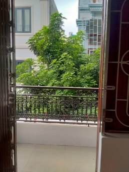 chính chủ gửi bán căn nhà lô góc ở ngõ 263 lạch tray đằng giang ngô quyền 
LH