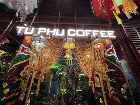 Tứ Phủ Coffee Tuyển Dụng Nhân Viên