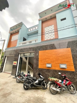 Bán nhà 1 Trệt 1 Lầu 71m2 SHR thổ cư đường ô tô (P. Tân Hạnh)