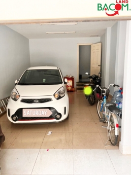 Bán nhà vị trí kinh doanh, 108m2 (ngang 8,2m), SHR, thổ cư, đường nhựa 2 xe hơi, p. Quang Vinh,