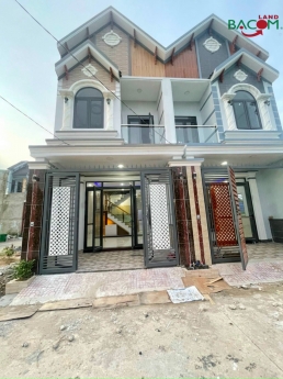 Chỉ 2,9 tỉ (TL) nhà lầu TT BH 115M2 SHR, thổ cư P. Trung Dũng