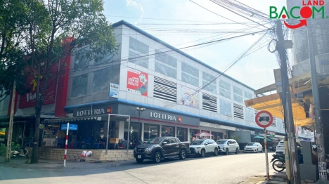 Bán nhà vị trí kinh doanh, 108m2 (ngang 8,2m), SHR, thổ cư, đường nhựa 2 xe hơi, p. Quang Vinh,