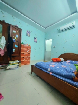 Bán nhà chính chủ SHR, giá rẽ, gần Aeon Tân Phú, ô tô ngủ nhà, 5m x 16.2m, 2 tầng, giá 5.5 tỷ