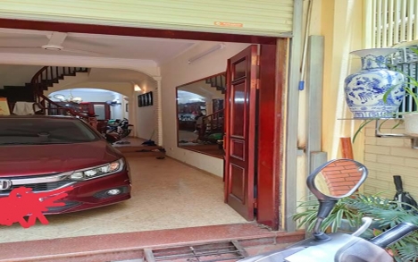Nhà mới,ở thích phố Nguyễn Phúc Lai,Đống Đa,5 tầng phân lô,ô tô vào nhà,2 thoáng,66m giá hơn 17 tỷ