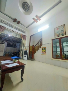 Bán nhà chính chủ SHR, giá rẽ, gần Aeon Tân Phú, ô tô ngủ nhà, 5m x 16.2m, 2 tầng, giá 5.5 tỷ