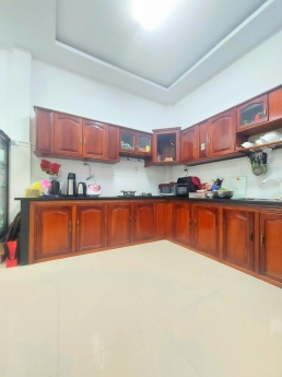Bán nhà chính chủ SHR, giá rẽ, gần Aeon Tân Phú, ô tô ngủ nhà, 5m x 16.2m, 2 tầng, giá 5.5 tỷ