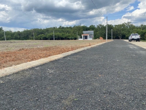 Rẻ hơn thị trường 100tr lô đất dt 1304.6m²  giá 480tr.