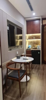 Cho thuê căn hộ studio full đồ đẹp tại Symphony, Long Biên. S: 40m2. Giá: 10tr/tháng