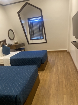 Chuyển nhượng Khách sạn Bãi Cháy cực đẹp rất gần bãi biển Bãi Cháy