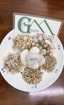 Sỏi biển trang trí sân vườn giá hấp dẫn tại Hà Nội