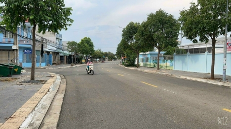 bán lô đất mặt tiền đường nguyễn văn hưởng p long tâm tp. bà rịa