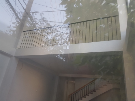 Cho thuê nhà kính đẹp mặt tiền 1 trệt 3 lầu đường 30/4, TP Vũng Tàu