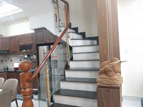 Cho thuê nhà đường Trần Xuân Soạn quận 7