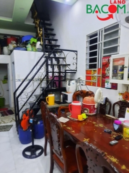 BÁN NHÀ 1T 1L 2 MẶT TIỀN 7.4 x 11.5M SHR THỔ CƯ , ĐƯỜNG Ô TÔ KẾ CHỢ BIÊN HOÀ , HOÀ BÌNH CHỈ 3,2 tỷ