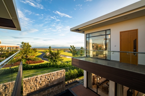 TOP 10 LÝ DO ĐỂ BẠN SỞ HỮU NGAY CĂN BIỆT THỰ VEN BIỂN CẠNH SÂN GOLF CÁCH SÂN BAY QUỐC TẾ CAM RANH