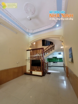 N490   CHÍNH CHỦ BÁN CĂN NHÀ TẠI VĂN CAO  48M2 CHỈ CÓ 2,55 TỶ
LH