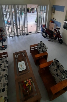 Mặt tiền Dương Bích Liên 3 tầng kinh doanh tốt,5m5 le3m, giá hơn 4 tỷ