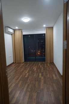 Cần bán nhà phân lô, ô tô đõ cửa Doãn Kế Thiện 55m2x 4 tầng, giá 5.7 tỉ, nhà dân xây chắc chắn