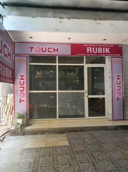 Cho thuê MB KD 50m2, tại 49 bế văn đàn