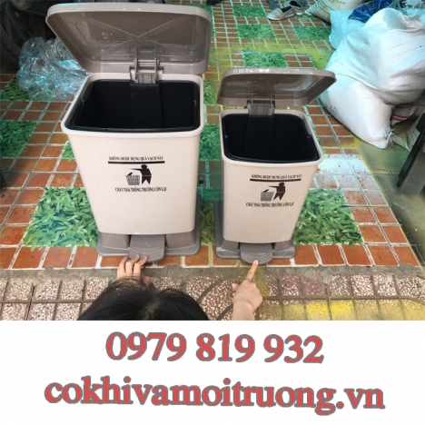 Thùng Rác Ý Tế 20L - Đạp Chân