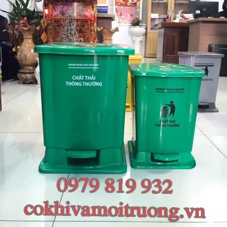 Thùng Rác Ý Tế 20L - Đạp Chân