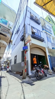 Nhà 3 tầng K65 Hàm Nghi, lô góc, ô tô vào tận nơi tặng nội thất xịn giá ~3. X tỷ