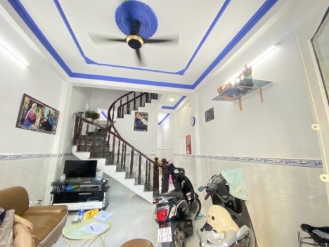Hạ giá chào, bán gấp nhà hẻm 6m Vườn Lài, Q. Tân Phú. 4 tầng, 4 x12m, giá 6.9 tỷ.