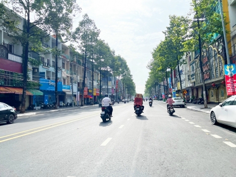 Chủ D2D giảm150 triệu.
giá còn 4,85 tỷ.Bán nhà D2D gần đường D8 và Võ Thị Sáu Thống  Nhất,dt: 72m2,