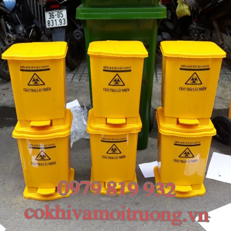 Thùng Rác Ý Tế 20L - Đạp Chân