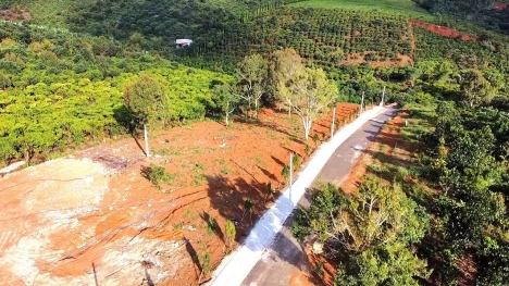 Đất thổ cư view đồi giá đầu tư chỉ từ 450 triệu , hạ tầng đường nhựa 6m vỉa hè đầy đủ  .