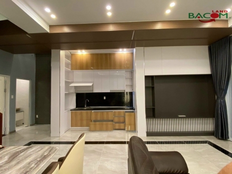 Bán nhà 1 Trệt 2 Lầu 69m2 SHR thổ cư đường ô tô (P. Quyết Thắng)