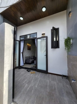 Nhà mới 2 tầng sau bến xe, 2.x tỷ đẹp xinh